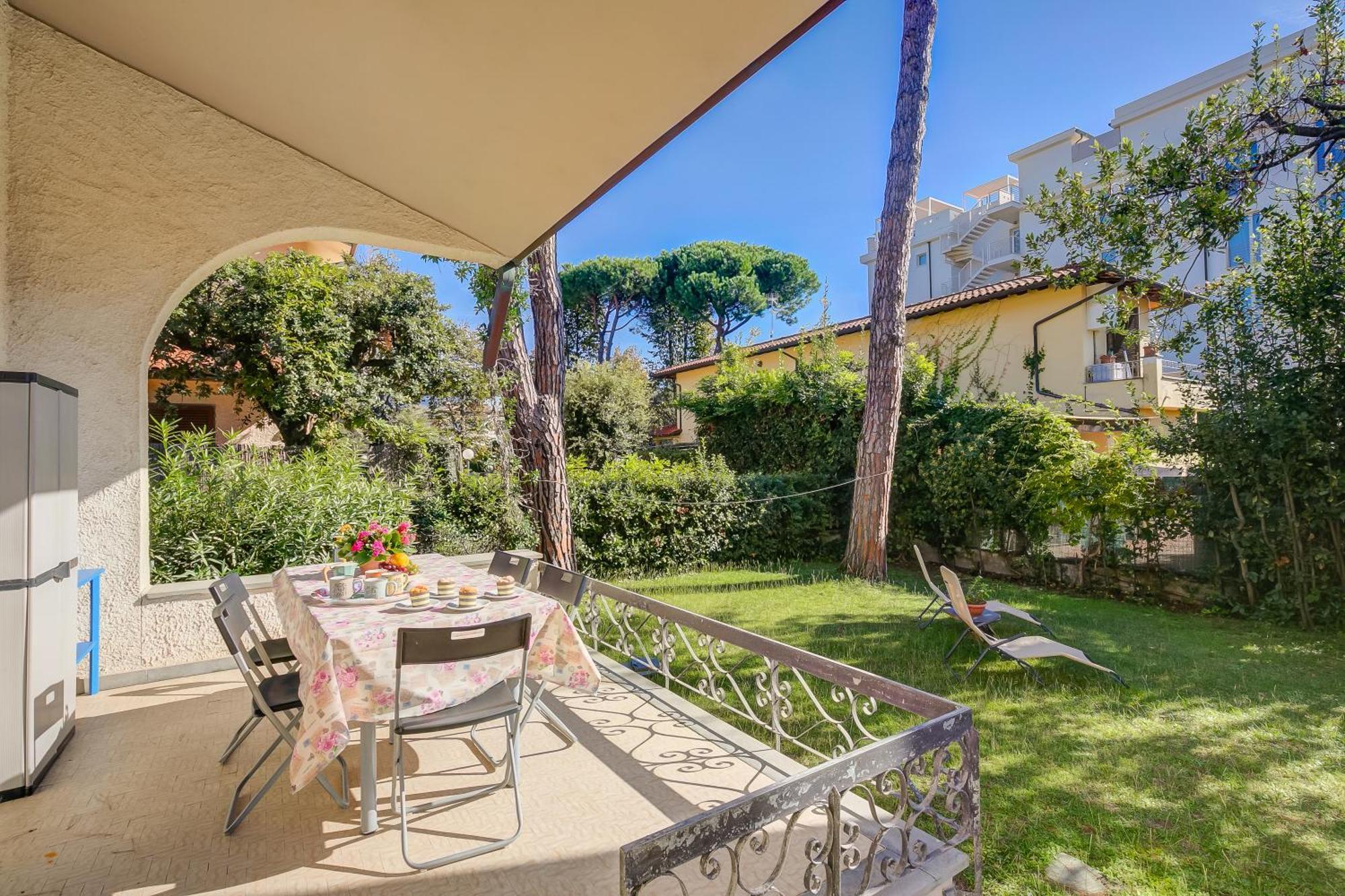 Casa Maddalena Al Mare 600M From Sea - Happy Rentals Marina di Pietrasanta Buitenkant foto